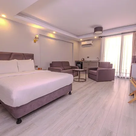 Rubby Kadikoey Hotel *