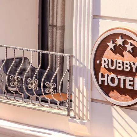 Hotel Rubby Kadikoey