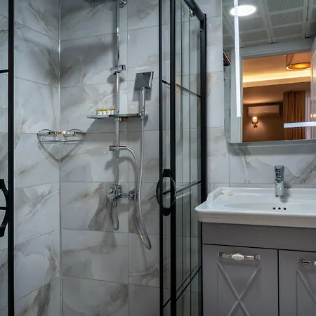 Rubby Kadikoey Istanbul