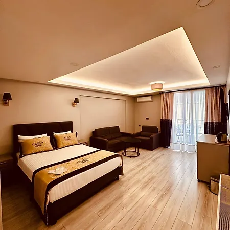Rubby Kadikoey * Istanbul