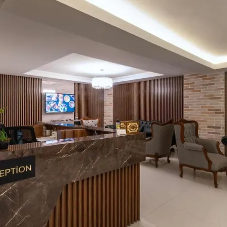 Hotel Rubby Kadikoey *