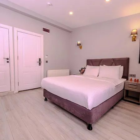 Rubby Kadikoey Hotel