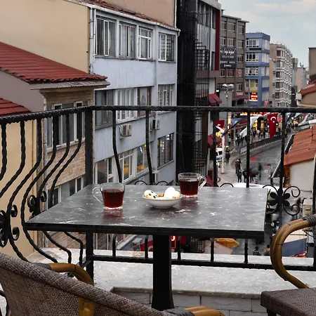 Rubby Kadikoey Hotel